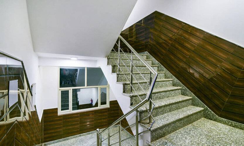 Hotel Pearl At International Airport Delhi