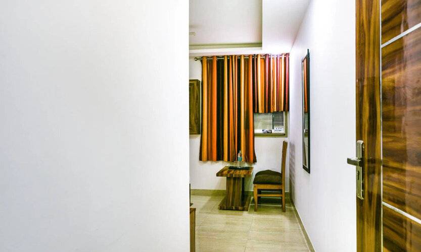 Hotel Pearl At International Airport Delhi