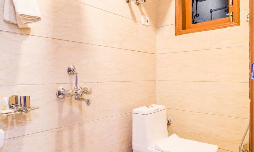 Hotel Pearl At International Airport Delhi