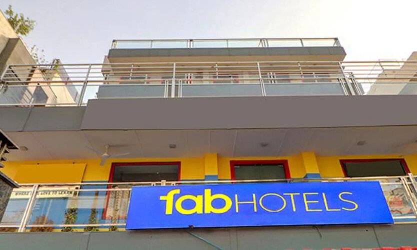 Fabhotel F9 Kirti Nagar