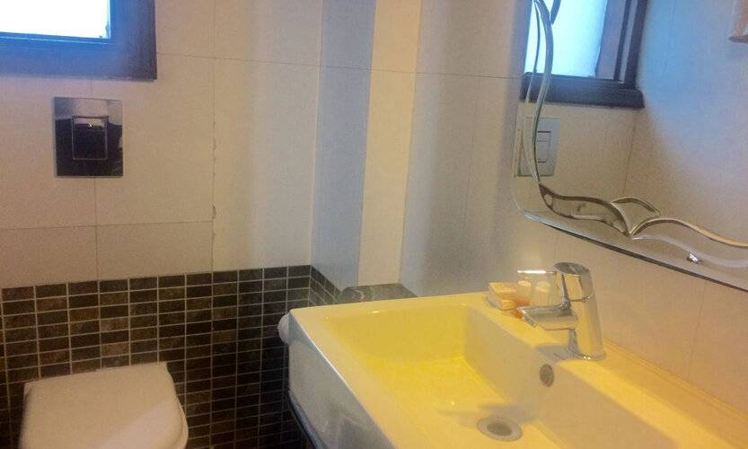 Hotel Kastor International