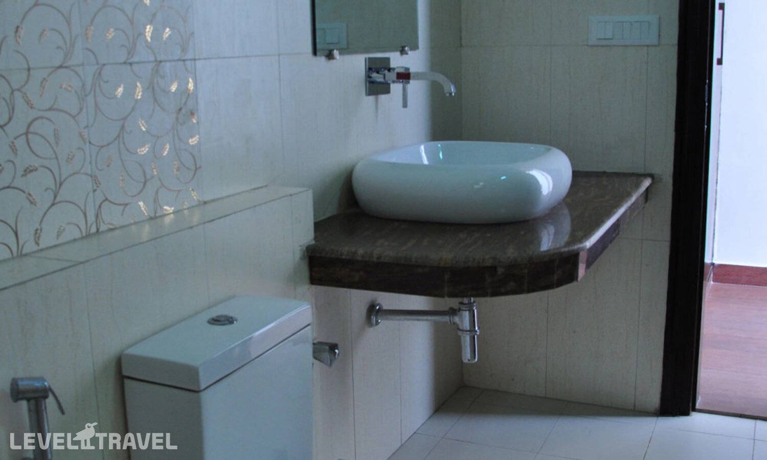 фотографии отеля Golden Palm Suites в Индия(Нью-Дели) - фото №13