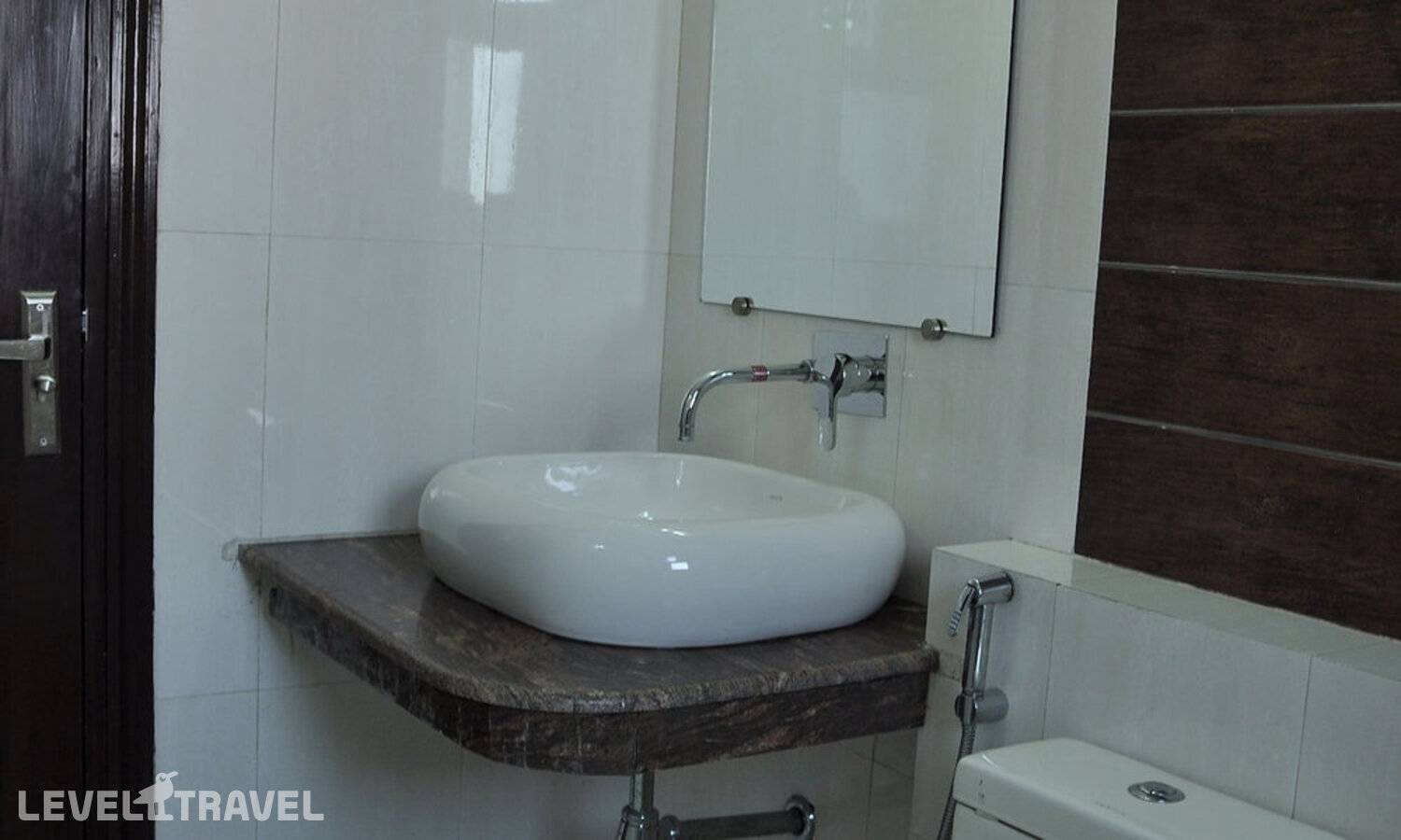 фотографии отеля Golden Palm Suites в Индия(Нью-Дели) - фото №16