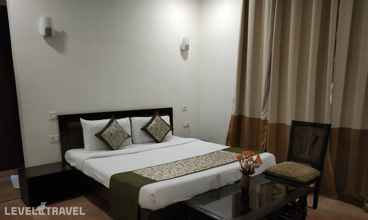 фотографии отеля Golden Palm Suites в Индия(Нью-Дели) - фото №9