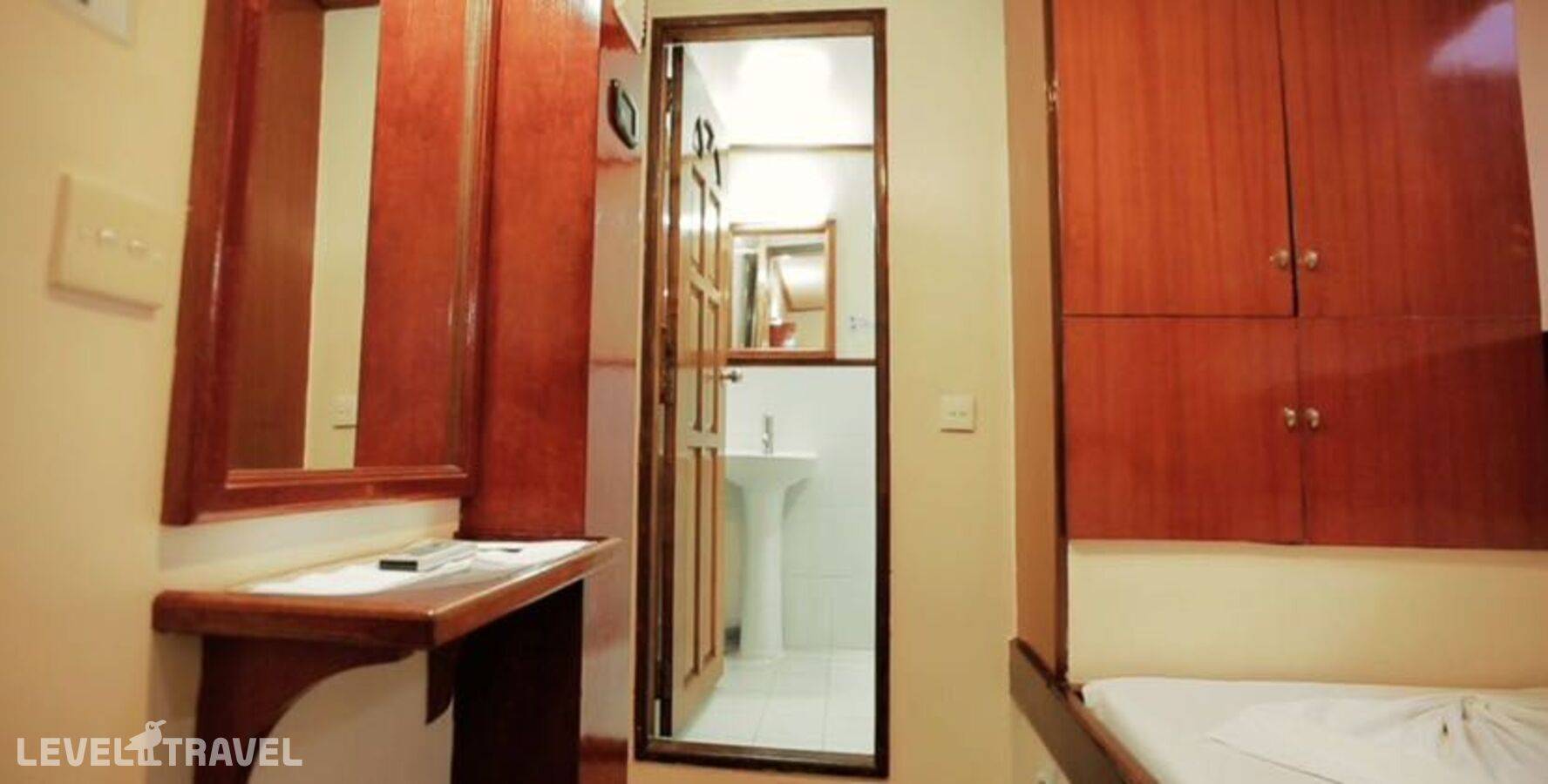 фотографии отеля The Maverick Surf & Dive Lodge Guesthouse в Мальдивы(Лааму Атолл) - фото №31