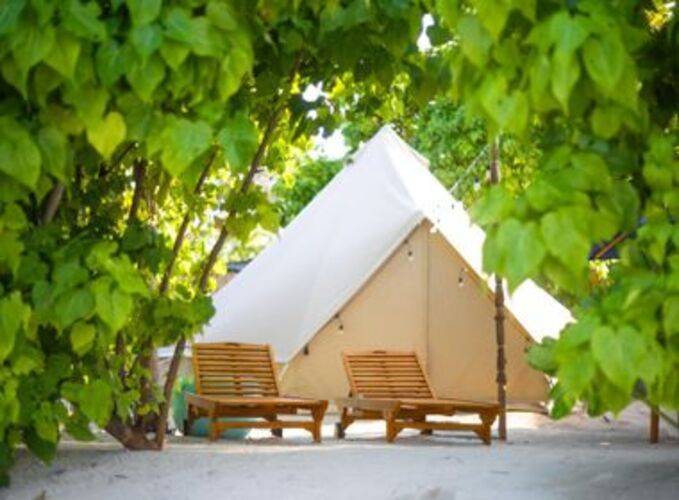 The Maverick Surf & Dive Lodge Guesthouse