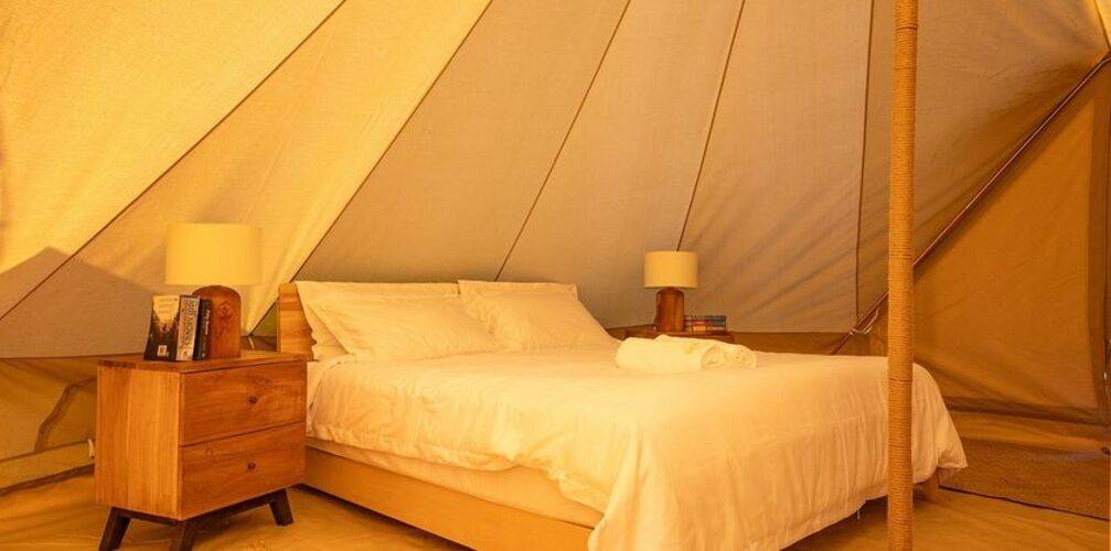 The Maverick Surf & Dive Lodge Guesthouse