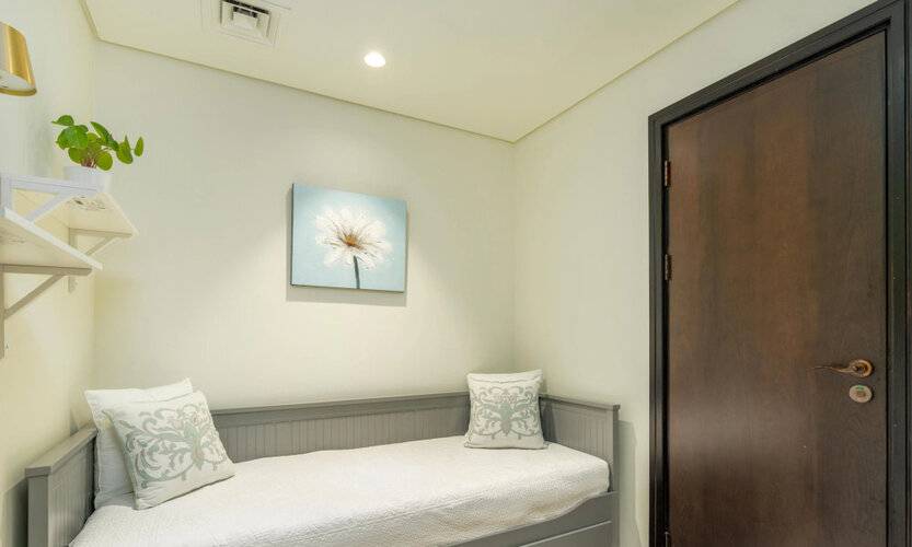 Bespoke Residences - 2 Bedroom Apartment In Balqis Residence