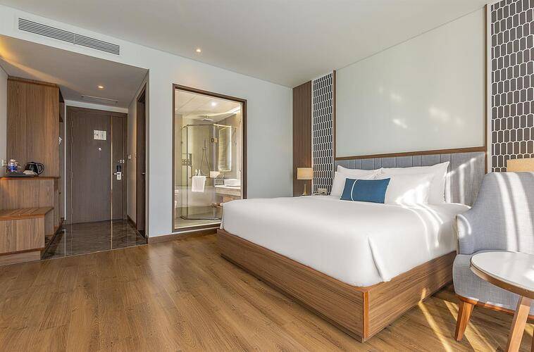 Peninsula Hotel Danang