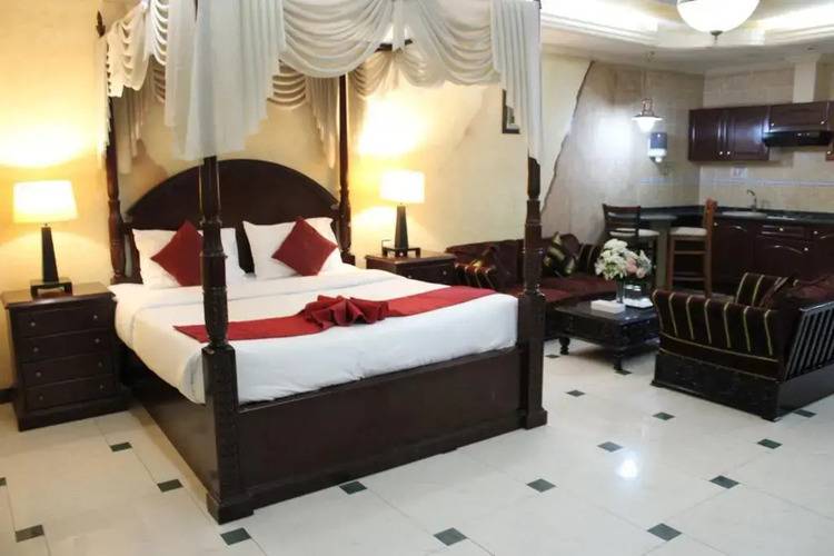 Oriental Corner Hotel Apartments Llc