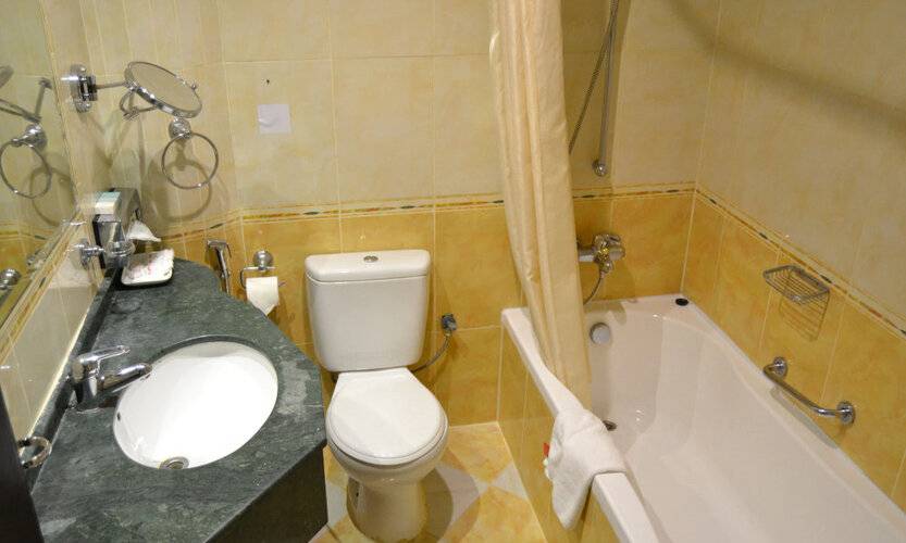 Oriental Corner Hotel Apartments Llc