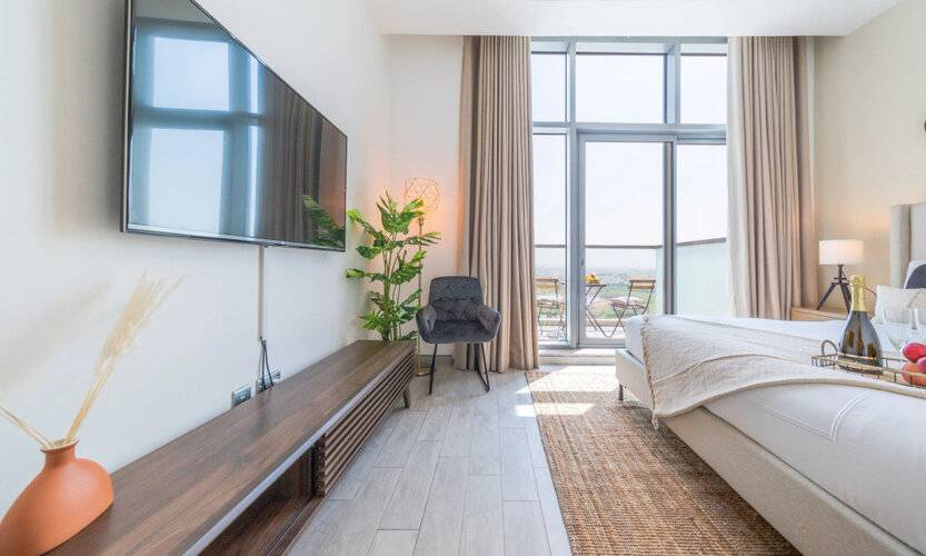 Eden's Dubai - Millennium Atria Residences