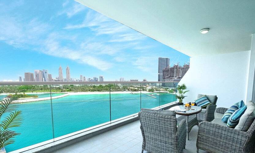 Lux Opulent Island Suite 6 Burj View