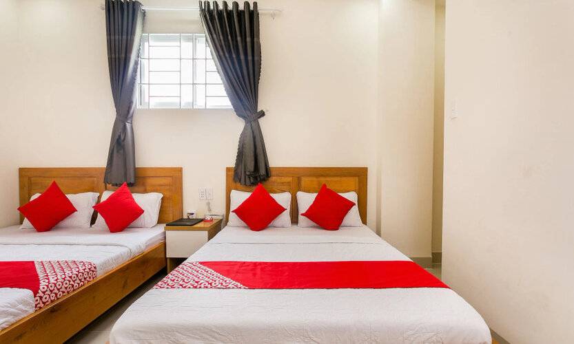 Marine Hotel & Apartment