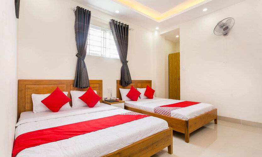 Marine Hotel & Apartment