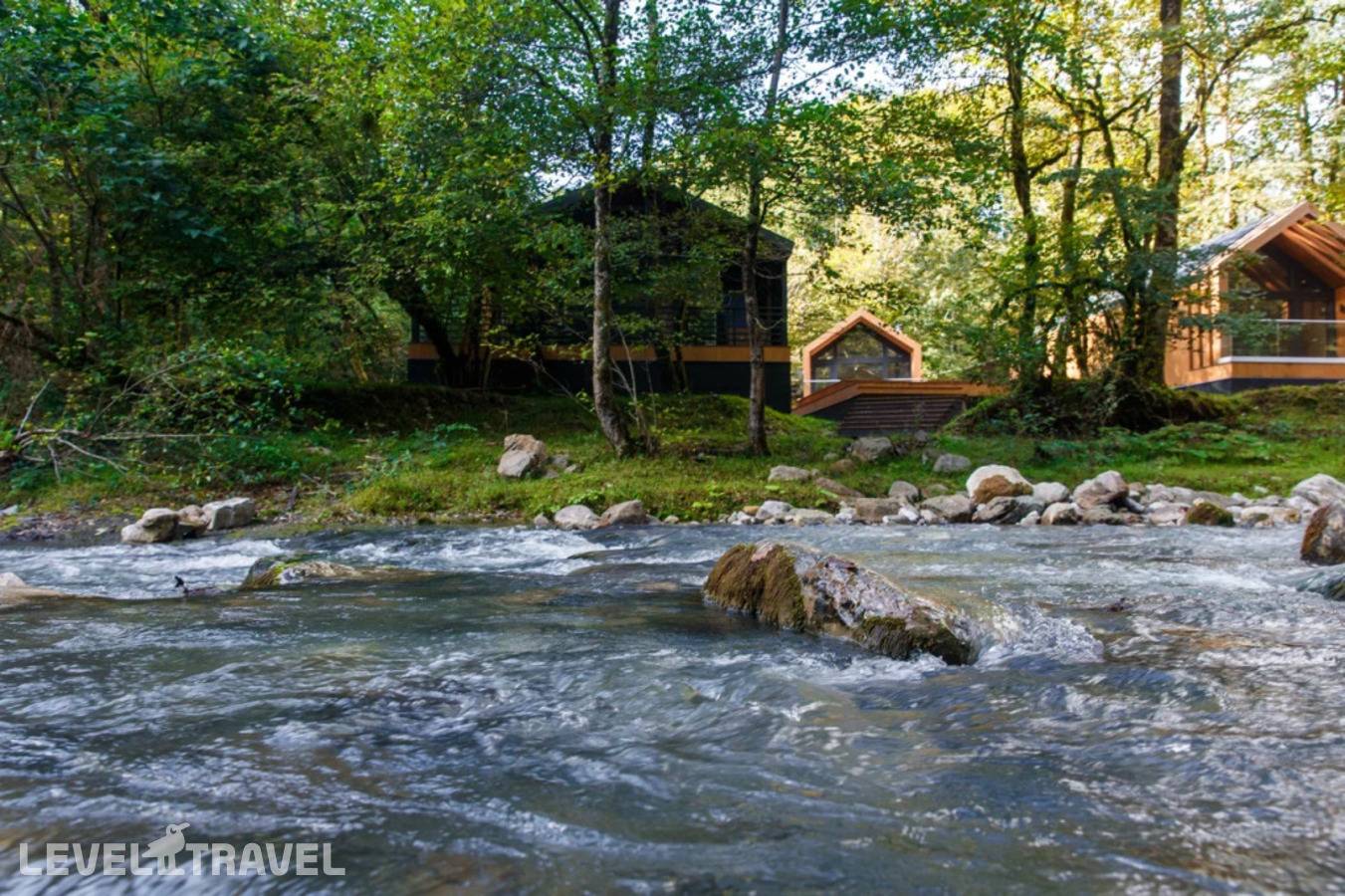 фотографии отеля Глэмпинг Енот в Россия(Адлерский район) - фото №12