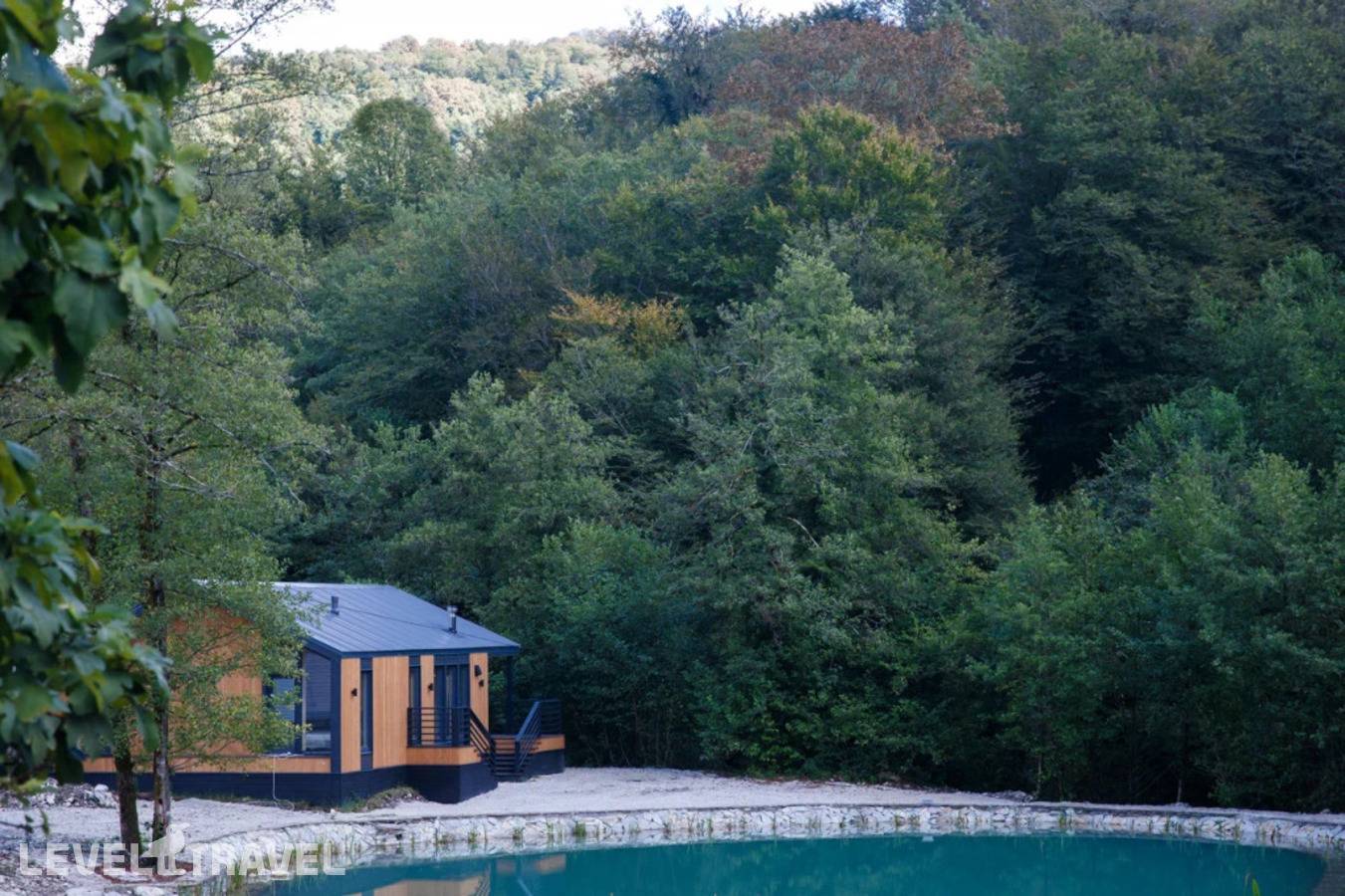 фотографии отеля Глэмпинг Енот в Россия(Адлерский район) - фото №3