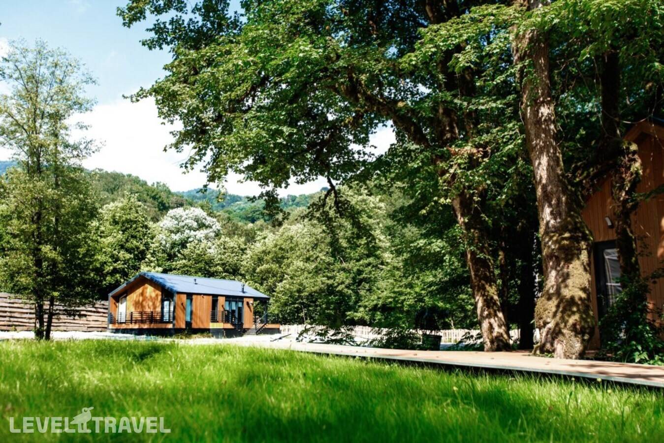 фотографии отеля Глэмпинг Енот в Россия(Адлерский район) - фото №23