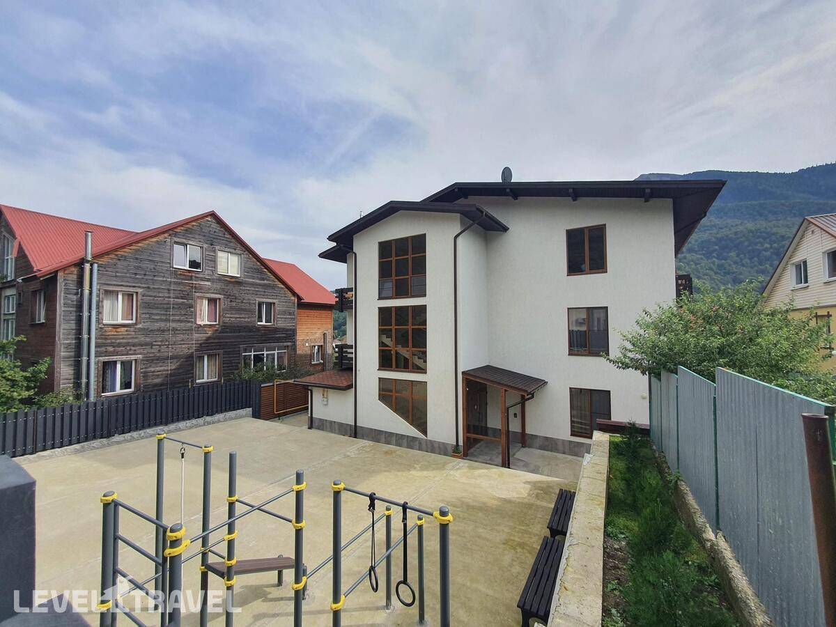 фотографии отеля Жить В Горах На Улице Турчинского 73 в Россия(Красная Поляна) - фото №17