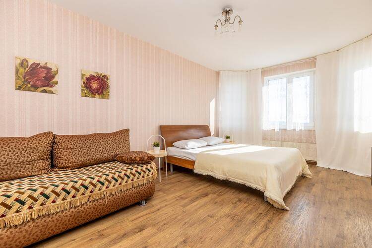Homehotel (Хоумхотел) На Улице Карла Маркса 49