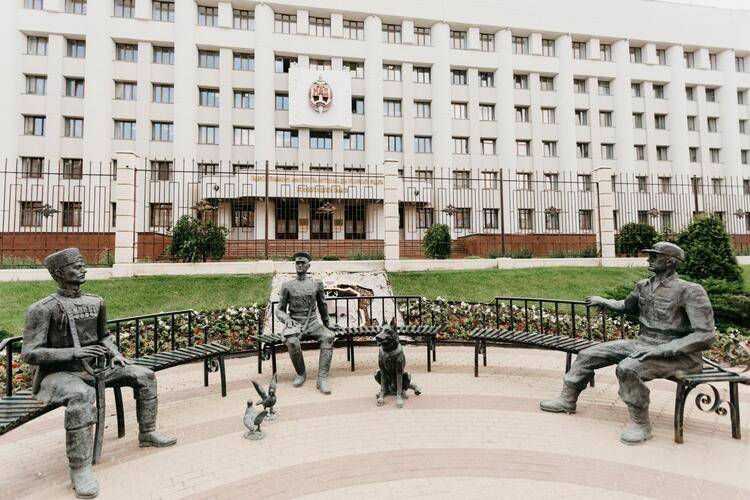 Сутки-Дом На Улице Максима Горького