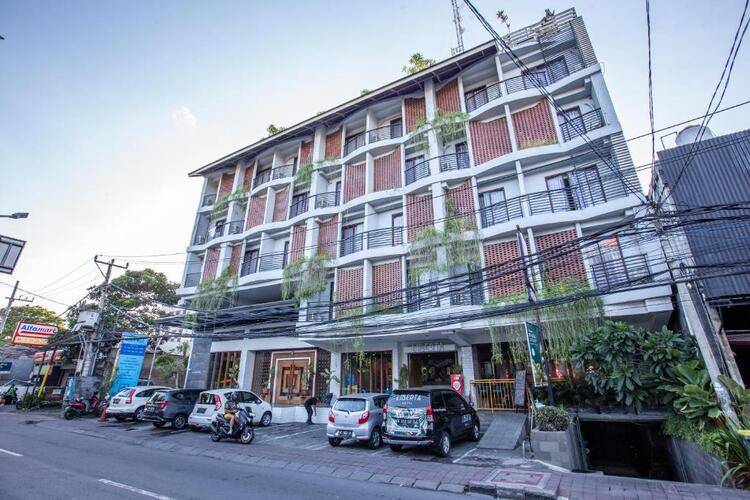Liberta Seminyak Hotel