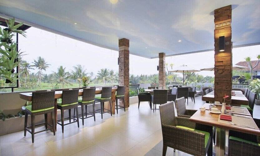 Puri Padma Hotel