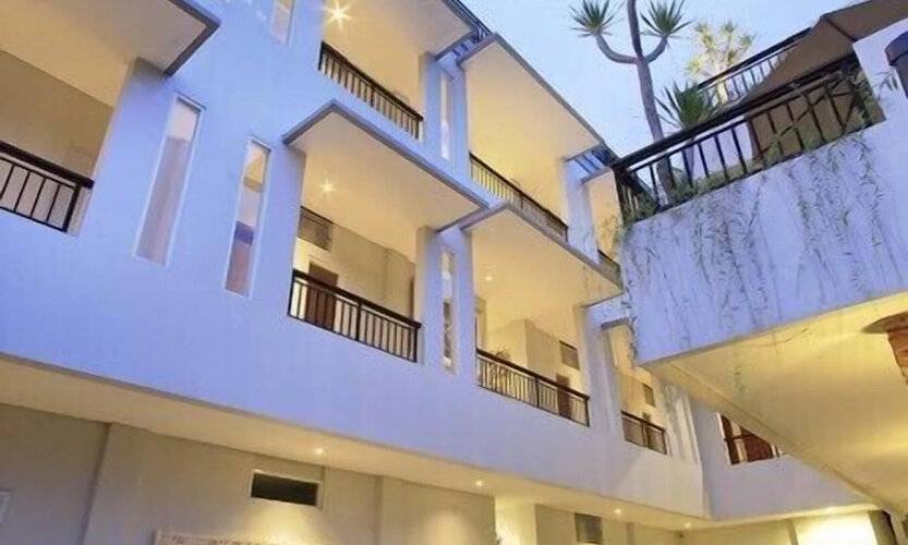 Puri Padma Hotel