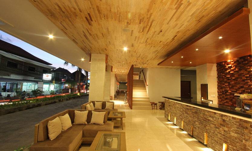 Grand La Walon Hotel