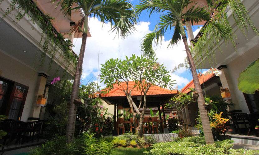 Gatra Ubud Inn
