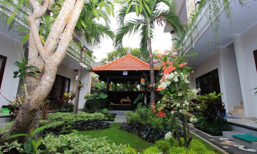 Gatra Ubud Inn
