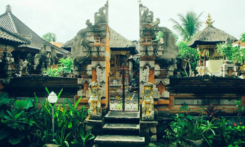 Gatra Ubud Inn