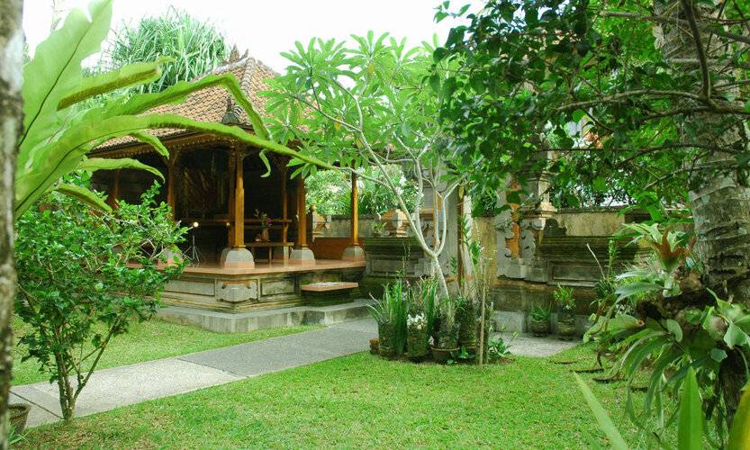 Jati 3 Bungalows And Spa