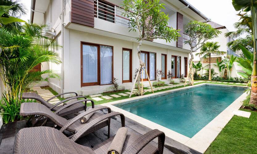 Echo Beach Villa And Apartment