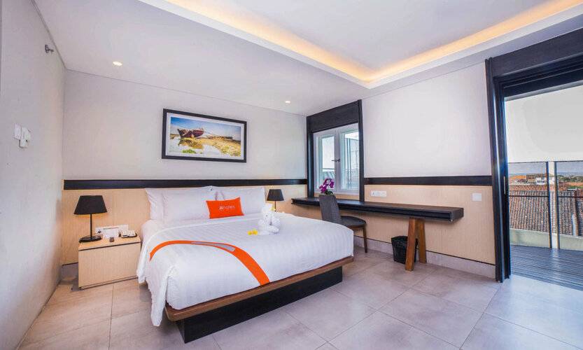 J4 Hotels Legian
