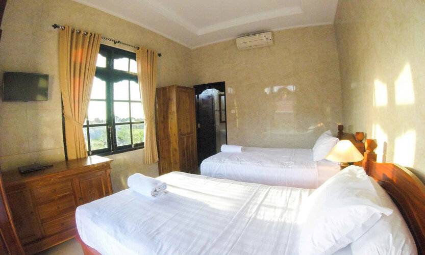 Adi Homestay