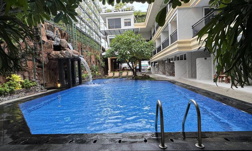 Green Garden Hotel