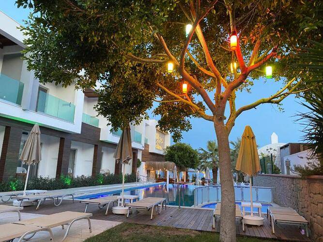 Zest Exclusive Hotel And Spa