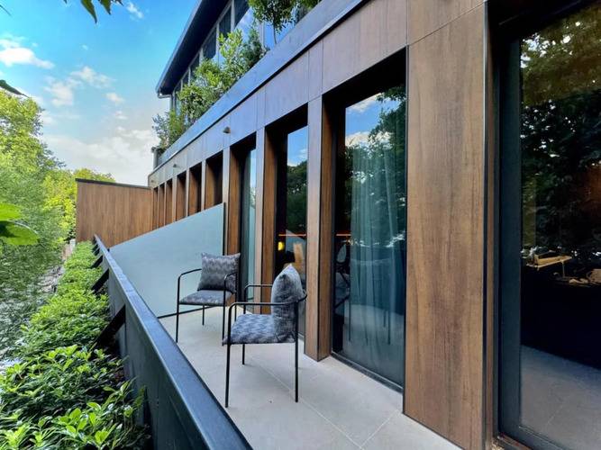 Tbilisi Edition - Design Hotel