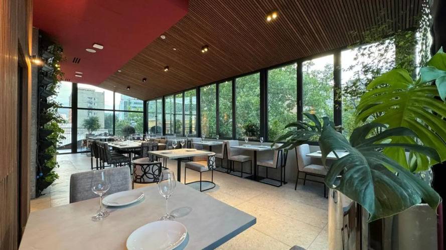 Tbilisi Edition - Design Hotel