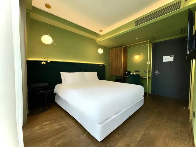 Tbilisi Edition - Design Hotel