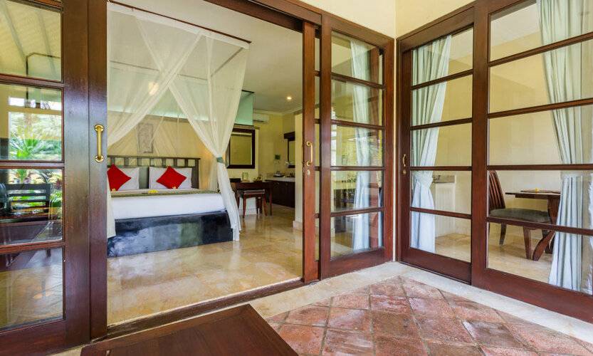 Anini Raka Resort & Spa