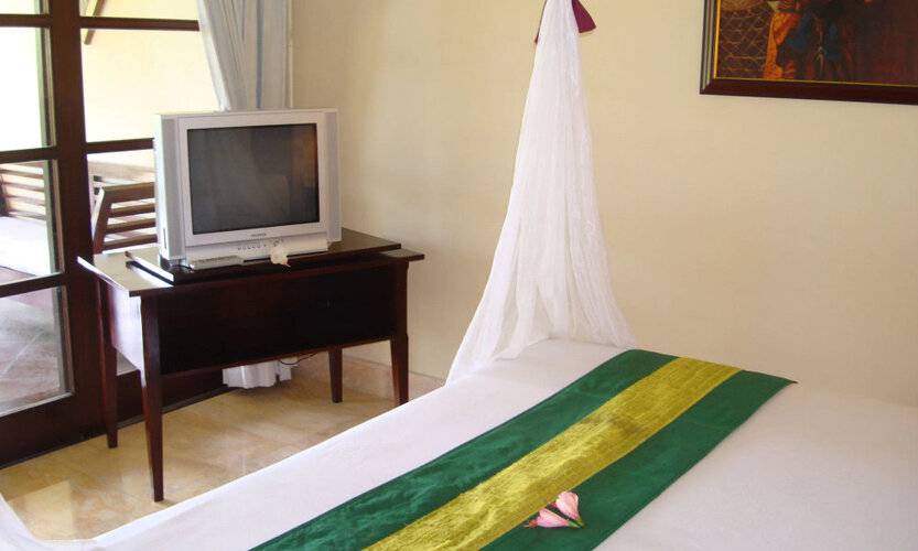 Anini Raka Resort & Spa