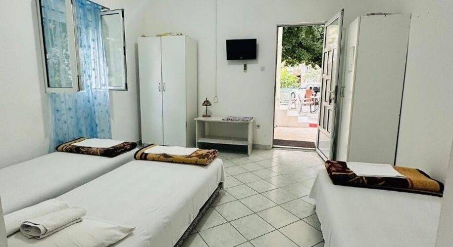 Apartments Rooms Korac