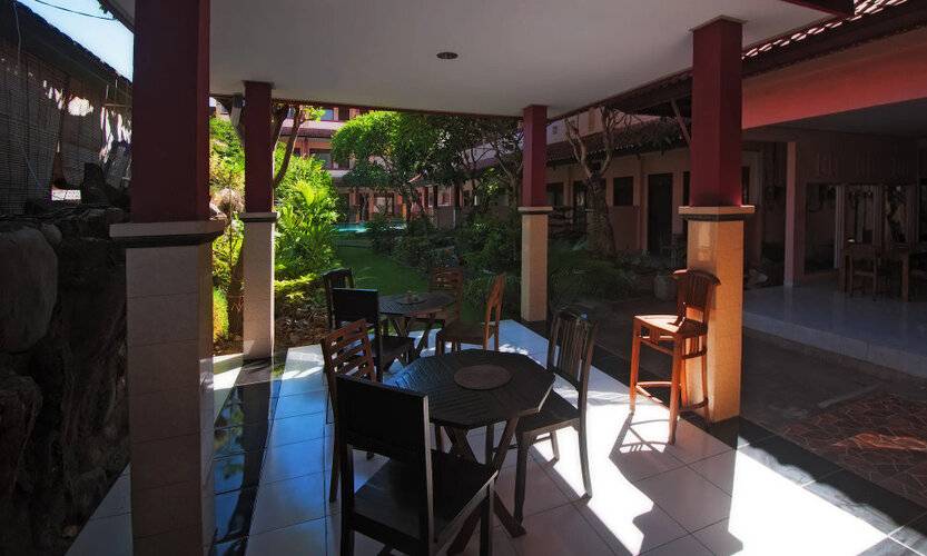 Pesona Beach Inn