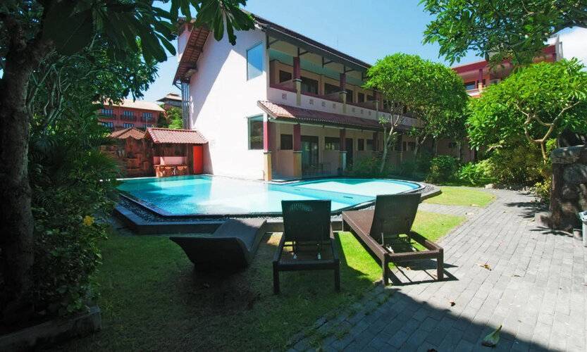 Pesona Beach Inn