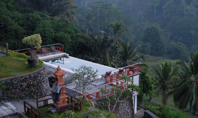 Suarapura Resort & Spa
