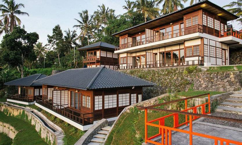 Suarapura Resort & Spa