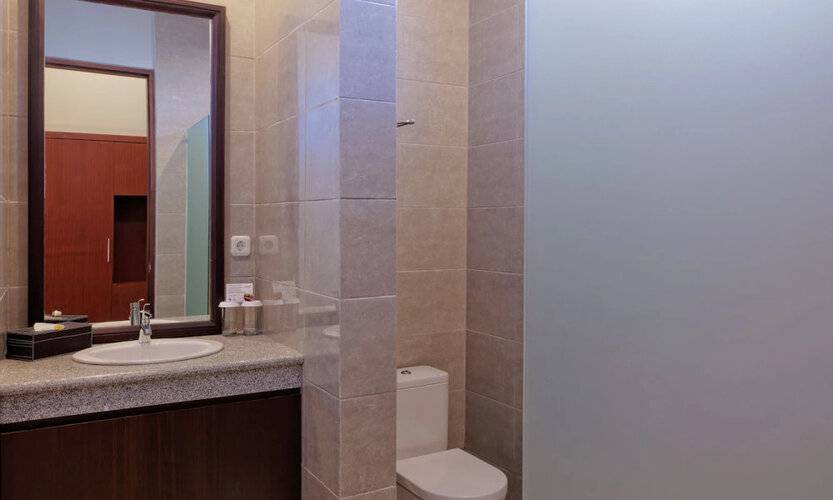U Tube Hotel & Spa