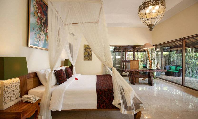 Green Field Hotel And Restaurant